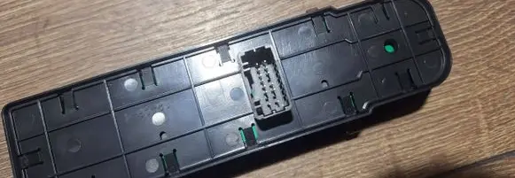 Renault Megane II Electric window control switch 254000015r 254000015
