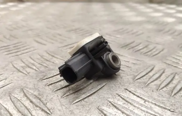 Volvo S60 Airbag deployment crash/impact sensor 31334336