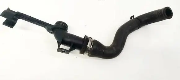 Mercedes-Benz C W203 Engine coolant pipe/hose