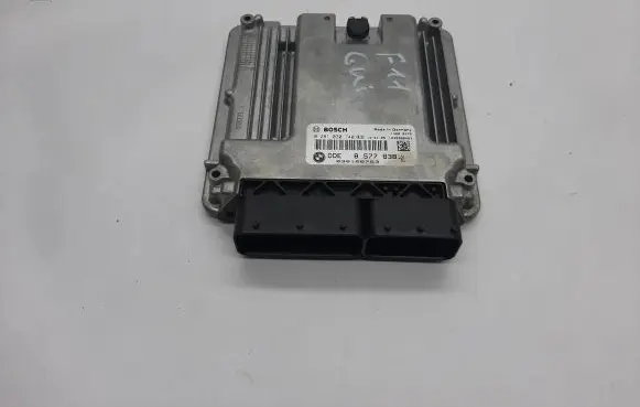 BMW 5 F10 F11 Engine control unit/module 8577838