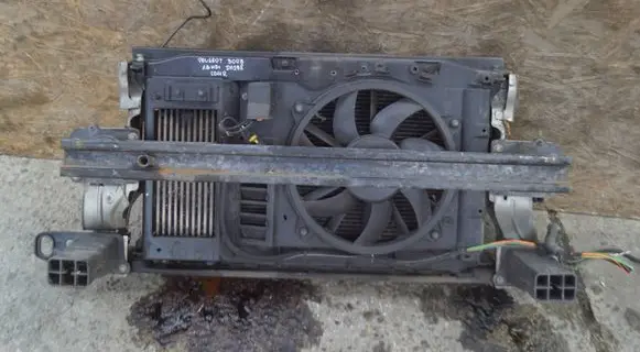 Peugeot 3008 I Radiator support slam panel