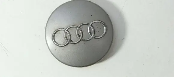 Audi A6 S6 C5 4B Original wheel cap 8D0601170