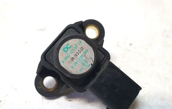Mercedes-Benz E W212 Air pressure sensor A0061539728