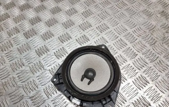Toyota Corolla Verso E121 Rear door speaker 861600F030