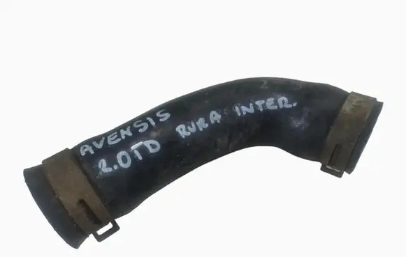 Toyota Avensis T220 Intercooler hose/pipe