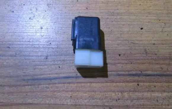Mazda MX-3 Other relay 2563079960