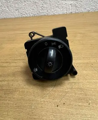 Mercedes-Benz Sprinter W906 Light switch A9065450104 D8928
