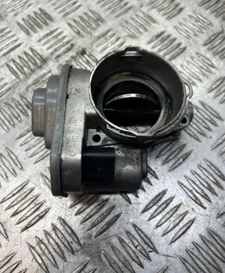 Volkswagen PASSAT B6 Throttle valve 038128063M B12710338