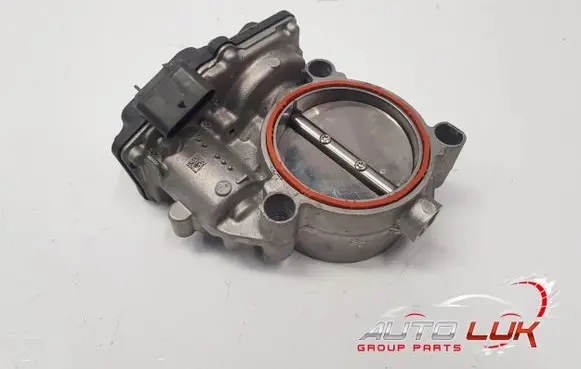 BMW 7 G11 G12 Throttle valve 8667415