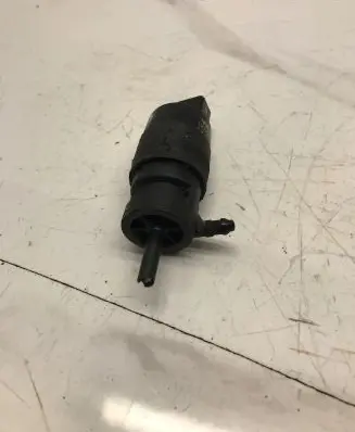 Audi A6 S6 C6 4F Windscreen/windshield washer pump 1K5955651