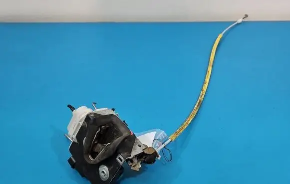 Audi A3 S3 8L Front door lock IMPRK1578811
