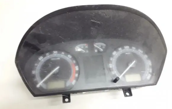 Skoda Fabia Mk1 (6Y) Speedometer (instrument cluster) 6y0920871e