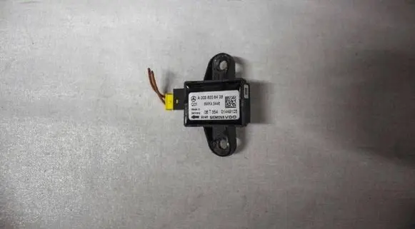 Mercedes-Benz R W251 Airbag deployment crash/impact sensor A0038208426