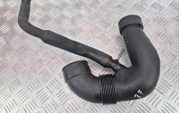 Mercedes-Benz C W203 Intercooler hose/pipe A6110940108 A6110160681