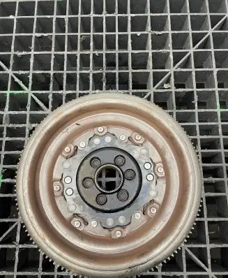 Volkswagen PASSAT B7 Flywheel 03L105266DF 03L105266EG