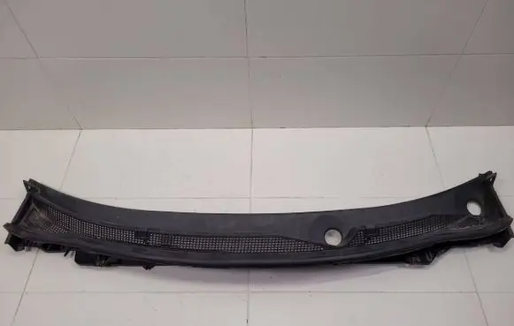 Renault Kadjar Wiper trim 668107243R