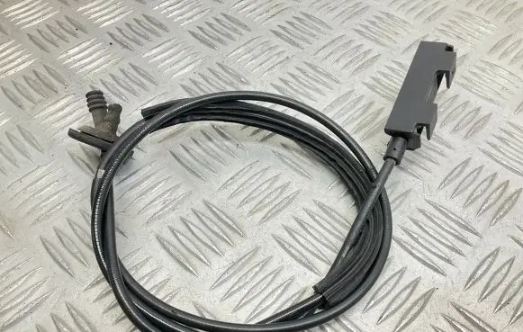 Volkswagen Jetta VI Engine bonnet/hood lock release cable 5C6823535