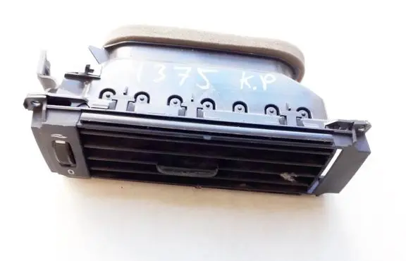 Volvo V70 Dash center air vent grill 30676293