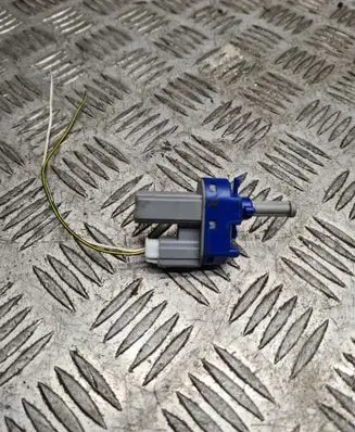 Clutch pedal sensor
