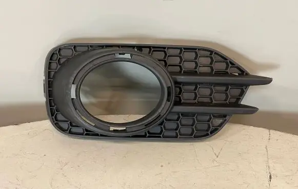 Volkswagen Tiguan Front bumper lower grill 5N0853665J 5N0854661A