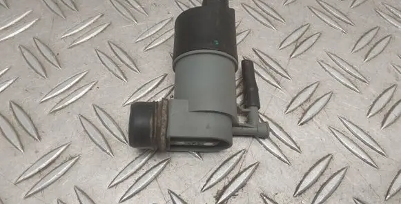 Toyota Verso Windscreen/windshield washer pump 853300F010