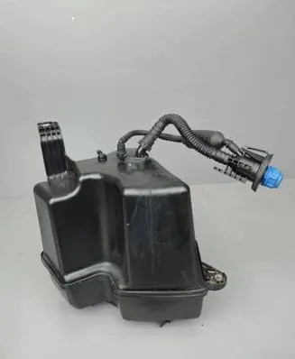 Mercedes-Benz Sprinter W907 W910 AdBlue liquid reservoir A9104700000 9104700000 A9104700100