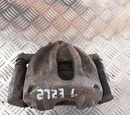 Toyota Avensis T250 Front brake caliper 2723