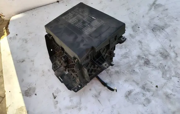 Renault Megane III Battery box tray 244289148R