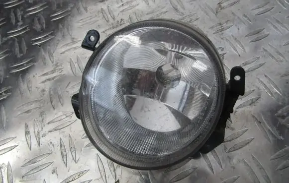 Hyundai Accent Front fog light 1010698 101-0698