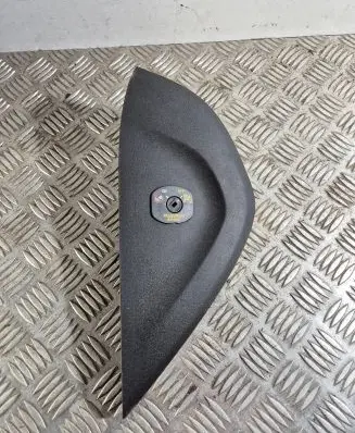 Volvo V40 Dashboard side end trim 9123272 9123276 31318268