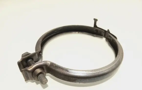 Land Rover Defender Muffler pipe connector clamp Jx739k424aa