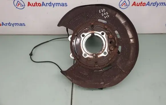 BMW X5 E70 Rear wheel hub spindle/knuckle 6879102 33326879102