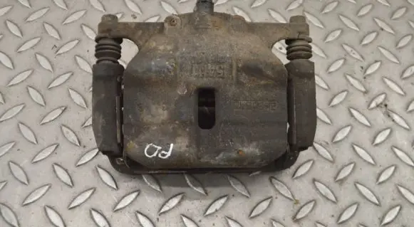 Nissan X-Trail T32 Front brake caliper