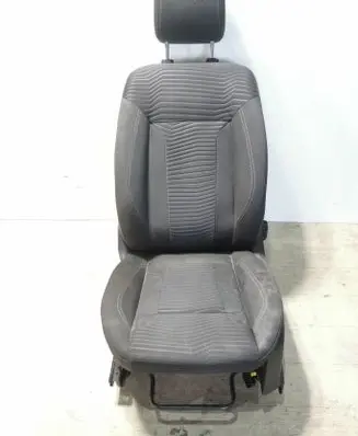Honda CR-V Front driver seat 
