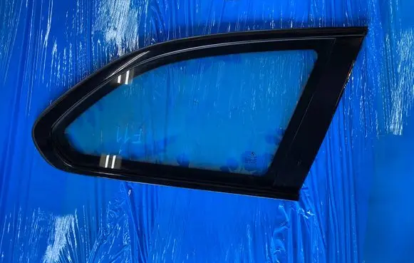 BMW 5 F10 F11 Rear side window BMWF11SZYBATYPRAWATRJKTKAROSERYJNA