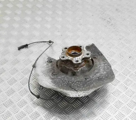 BMW X3 G01 Rear wheel hub 11577210