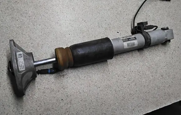 BMW M4 F82 F83 Rear shock absorber/damper 8008632 2284703