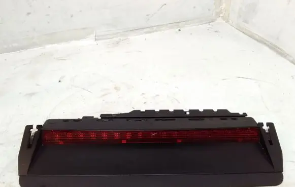 Volkswagen PASSAT CC Third/center stoplight 3C8945087B