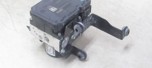 Ford Kuga II ABS Pump CV61-2C450-AH