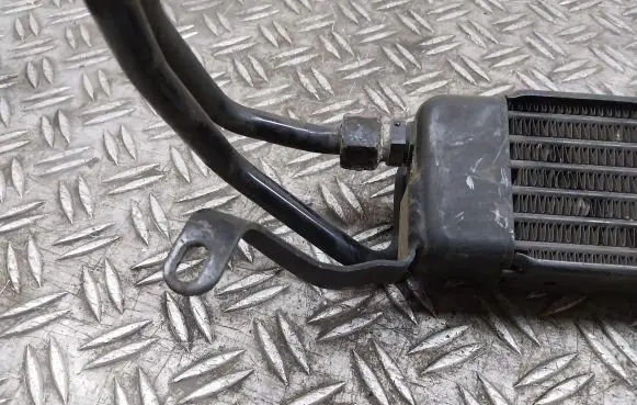 Engine oil radiator