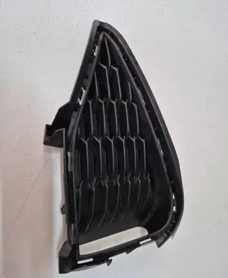 Hyundai i30 Front bumper lower grill 86563S0500