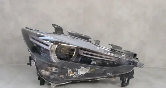 Mazda CX-5 II Headlight/headlamp KB8P51030 8272354400 2018082720572