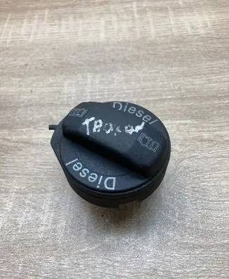 Volkswagen Touran I Fuel tank cap 1J0201553S