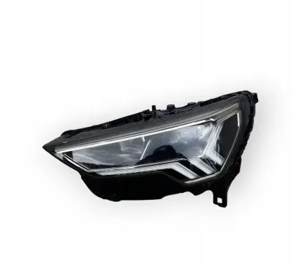 Audi Q3 8U Headlight/headlamp 83A941033