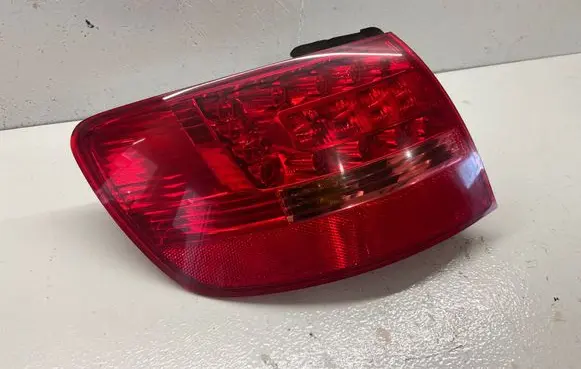 Audi A6 S6 C6 4F Rear/tail lights 4F9945095B 89037751 28752021
