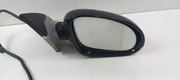 Volkswagen Eos Front door electric wing mirror