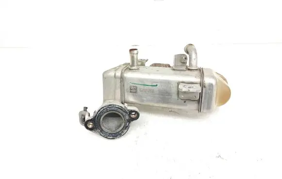 Renault Trafic III (X82) EGR valve cooler 147350678R 147350078R 9571660586