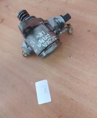 Skoda Fabia Mk3 (NJ) Fuel pressure regulator 04E127026BH HFS03451H