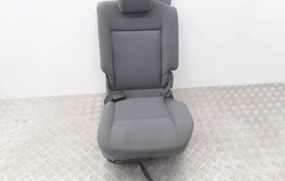 Nissan Almera Tino Rear seat 