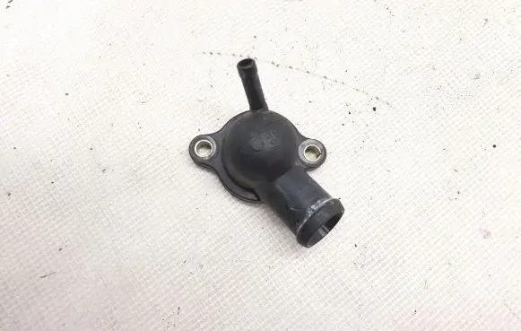 Audi A3 S3 8V Engine coolant pipe/hose 04L121131J